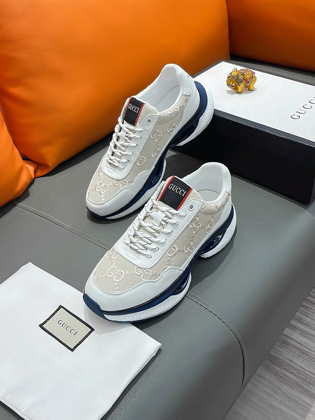 Men's shoes GUCCI "Gucci" P440 Regular size: 38-44 (casual shoes) Product materials: Selected cowhide upper, soft sheepskin lining; original outsole.